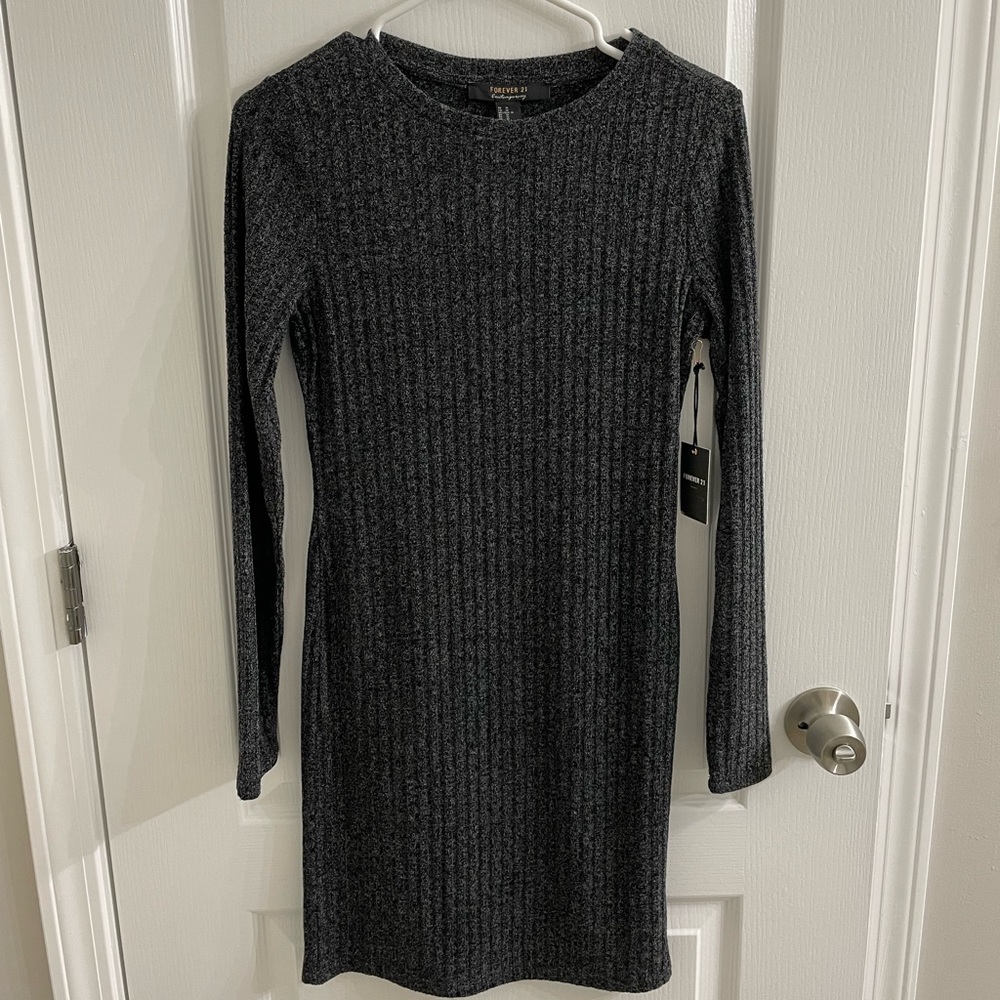 Gray Forever21 sweater dress, size M, never worn, still has tags on